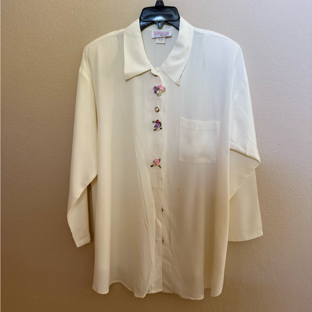 Vintage Cream Button-Up Shirt with Floral Details